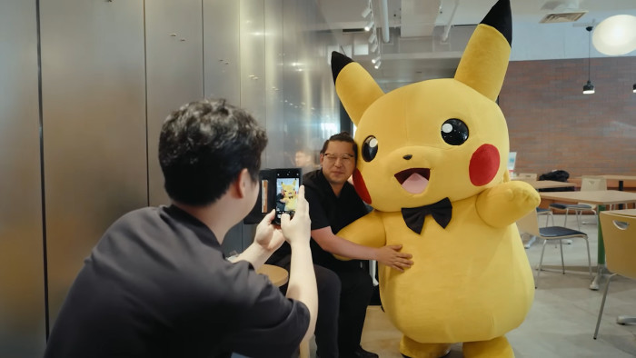 今作のゲーム内容が漏れることなどはこれまで通り普通にあったとしても、株ポケの広報担当などの一部の人しか知らないプロモーションの発表日時を知っている野生の情報漏洩デバッカーなどはいないので、そういった情報については、やはりコロコロ神の言う通り
